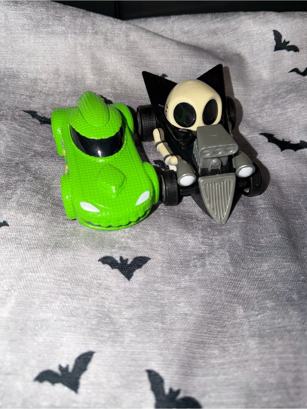 Green Crocodile Racer & Skull Hot Rod Toy Car Set - Kids Toys